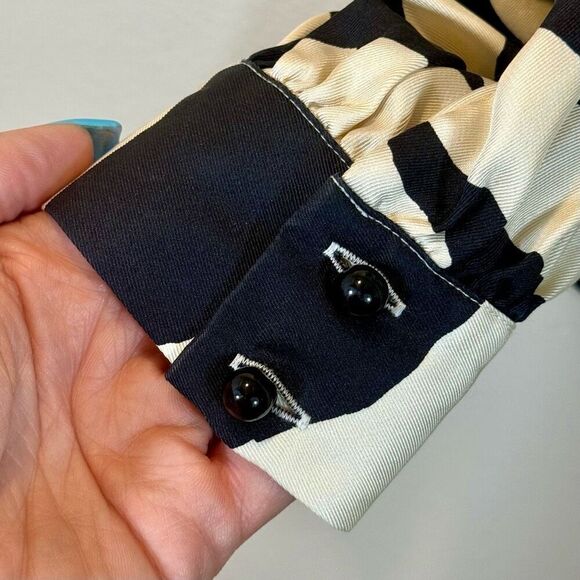 Kate Spade Catarina Zebra Print 100% Silk Ruffle Collar Tie Blouse Women's M - Picture 3 of 12